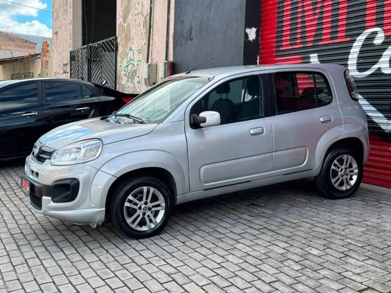 FIAT UNO 1.0 FIREFLY FLEX ATTRACTIVE 4P MANUAL FIAT UNO 1.0 FIREFLY FLEX ATTRACTIVE 4P MANUAL